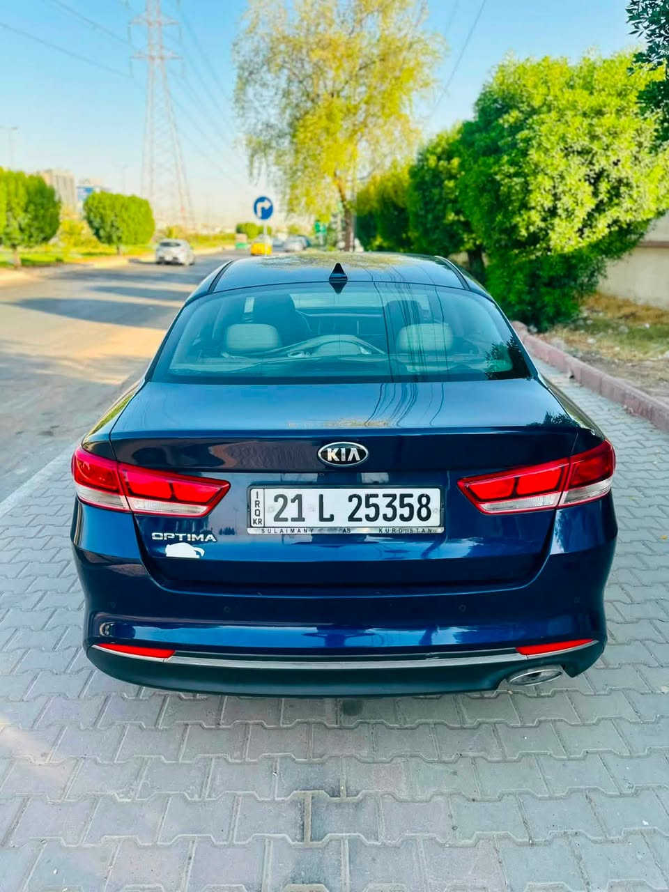 🚗 كيا أوبتما

📅 موديل: 2018

⚙️ محرك: 2400

📏 الممشى: 63ألف ميل فقط

✨ المواصفات:

• شاشة أصلية

• كاميرا خلفية

• 

• حساسات خلفية أصلية

• وضعيات قيادة متعددة

📌 حادثه جاملغ وبنيد 
ايرباك طاك وشاد جديد 

📍 رقم: سليمانيه 
بسمي سنويه جديده
السعر 110 

وايضاً فديو موجود ويه صور
الغزاليه بغداد

📞 للتواصل: ***********
