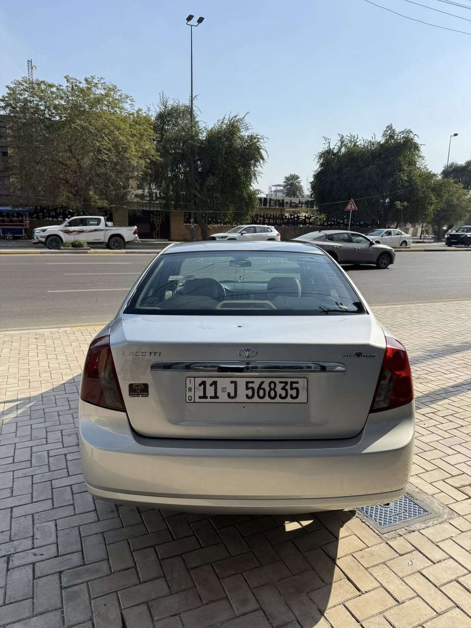 السلام عليكم
اوبترا لاستي ٢٠٠٧ ماشية ١٣٨ بيها قطعتين صبغ فقط بدون دواخل كاملة و جاهزة السعر 68 و بيها مجال 
***********
مكانها بالكرادة او زيونه
