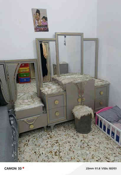 السلام عليكم غرفه تركيه اجربايه عوزه شويه لحيم الغرفه كلش نضيفه اسعر500 وهاذ رقمي***********ومتواجد وتساب
