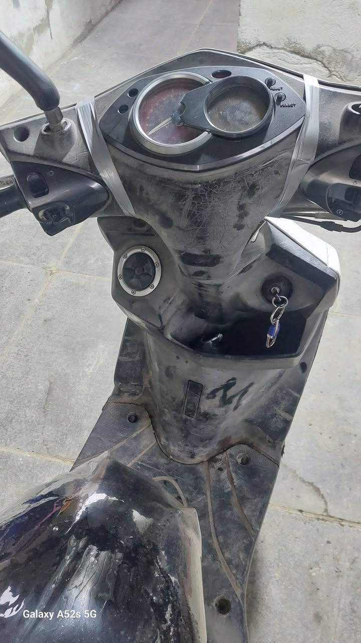 سلام عليك دراجه سكنس فحل نوزل خطين مثل ما موضح بالفديو المكان الدورة ابودشير رقم*********** واتساب شغال اتصل وبيك خير وتدلل
