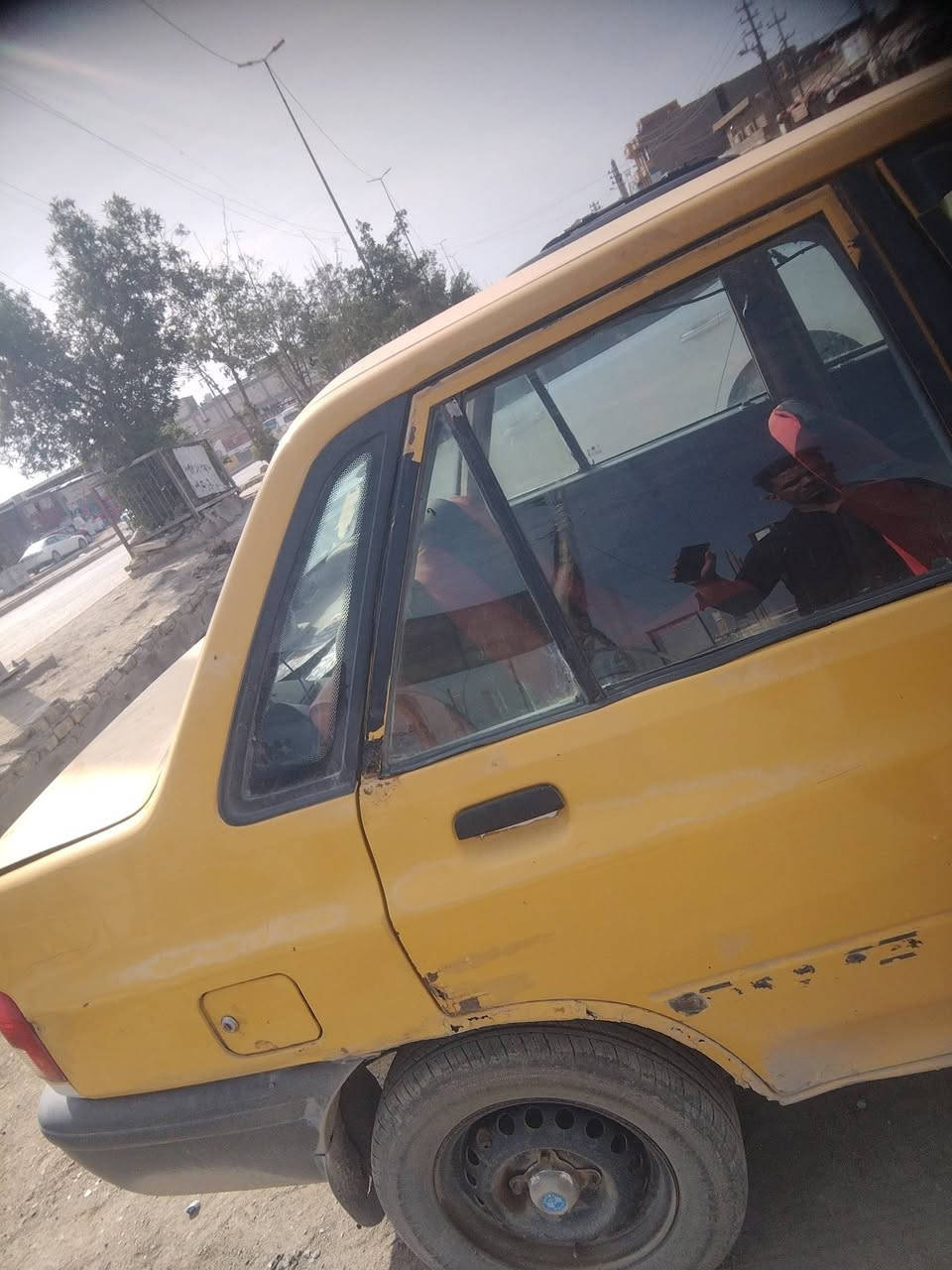 السلام عليكم سايبه للبيع مكاني البصره القرنه مديل 12رقم ميسان صدامي رعيه عندى رقمه بس ما يرد كير تيرات باتري امبيثري كفاله بس المكينه كايمه سعر( ٧) ورقات  وبيه مجال الرقم فقط وتساب ***********
