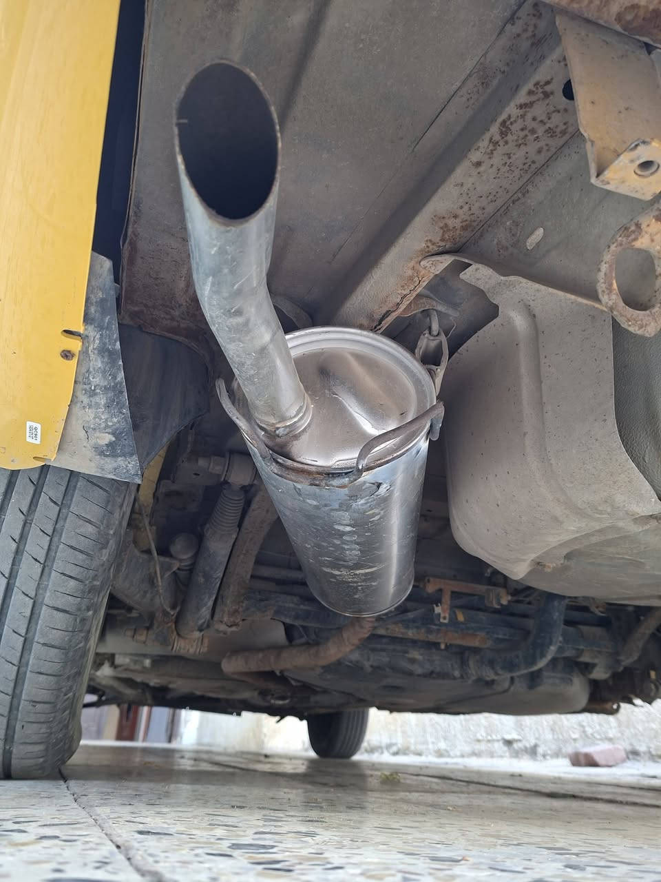 سلام عليكم.
سمند  موديل 2011 محور كورلا ياباني 
مكينه اقتصاديه 1600 (1NZ)
رقم ميسان السنوية 2025 نافذة صفر غرامات 
• منظومة تبريد كاملة جديدة
• رديتر + جويتر جديد
• نوزلات جديد ويا مسطرة
• حساسات جديدة
• بلكات NGK جديدة
 كويلات مجددة
• فلتر بنزين جديد
• منظومة بنزين مصروفة عليها
• كهربائيات كاملة شغالة
• زنون لايت أصلي
• سنتر لوك جديد
• قفالات بيبان جديدة
. تايرات جدد
• حدادية مرتبة
• دوشمة جديدة
السيارة اقتصادية بالبنزين
السعر 35


**إذا كنت صاحب هذا الإعلان وتريد حذفه لأي سبب، رجاءا أرسل رسالة إلى الدعم الفني**