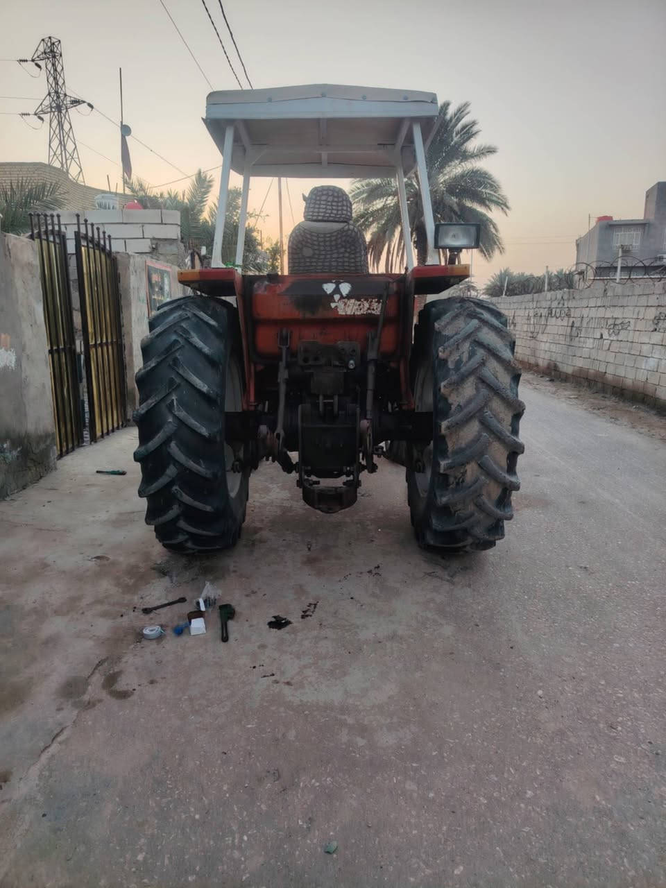 سلام عليكم أفيات البيع 780 أصوليه رقم وسنويه رقم أنكليزي سنويه ال 27 مكفوله من كلشي تخم تاير وره وكدام كله جديد مكينه جاهزه من كلشي ألاتصال ***********
