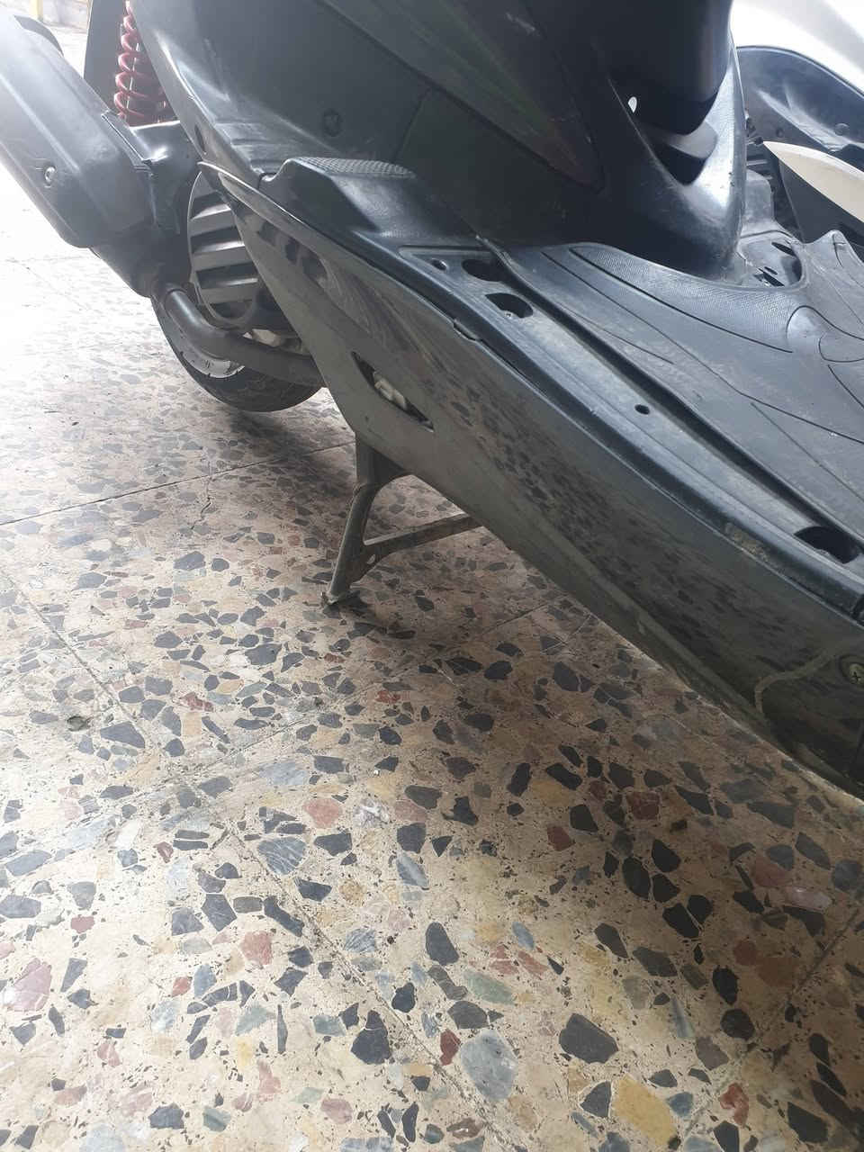 السلام عليكم دراجة سكنس 110ياباني استان كهربائي الدراجة نضيفة امانه الله ورسوله برغي مفتوح بيها جيب فيتر وفحص دراجة مال رمبة صالة 4اشهر من نازلة أوراقها كامله السعر مليون و50 الرقم ***********
