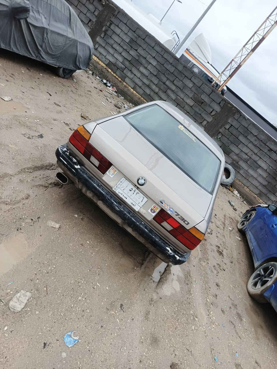 سلام عليكم بي إم 730 للبيع مكينه بلاديه كير عادي خير من الله حداديه كهرباياته شقاله تايرات كفاله لا ضربه ولا صبغ بس بيه جراد تحويل شوكت ماتريد بس بيه مشكلة تفاصيل أكثر الاتصال برقم ***********
