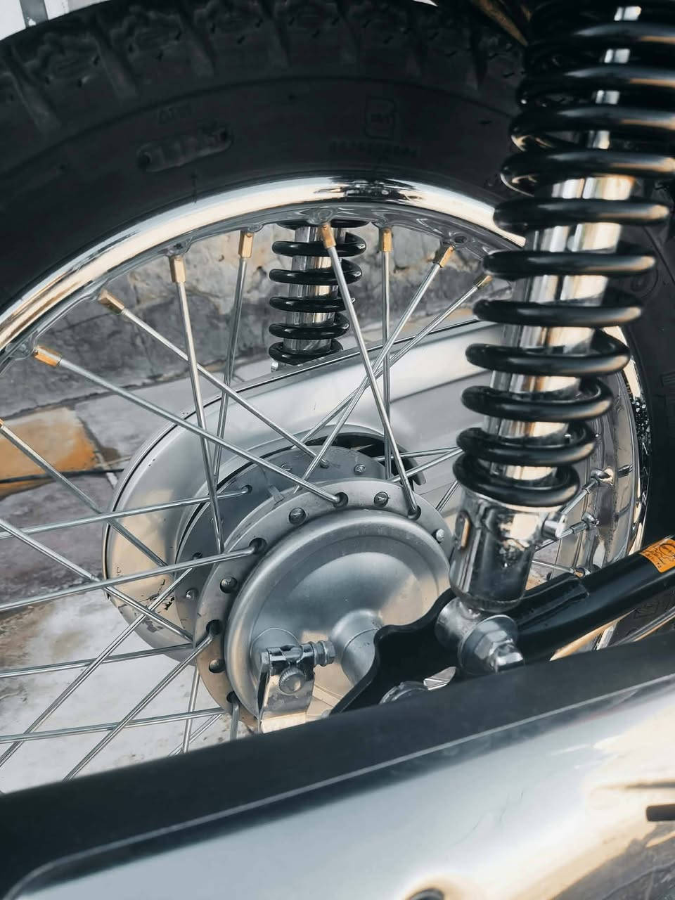 سلام عليكم شباب دراجه للبيع مكينه انتنس هاي الله شاهد 2تبديلت دهن اله نضافه فول برغي واحد ما بيه تجاري شاصي اصولي شلامجه وكيله لعارضي مكاني ناحيت القادسيه لخاص مفتوح


**إذا كنت صاحب هذا الإعلان وتريد حذفه لأي سبب، رجاءا أرسل رسالة إلى الدعم الفني**