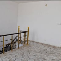 بيت ١٠٠م طابق ونص غرفتين ومطبخ واستقبال وصحيات الفحامه مقابل مركز الشر...