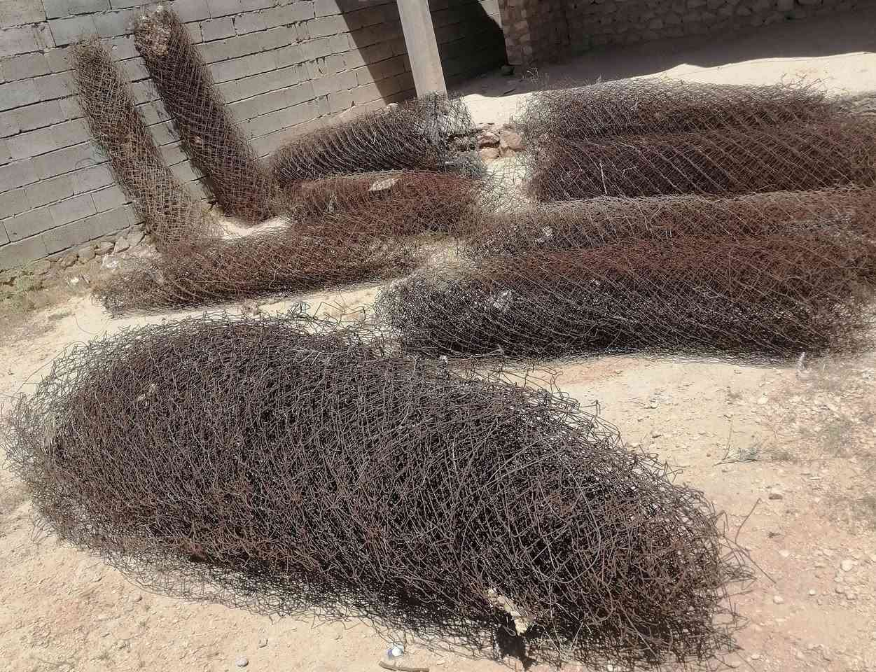 السلام عليكم ورحمة الله وبركاتة 
اخوان يتوفر سيم Brs.  مستعمل كميات مفتوحه 
سعر المتر 3000 الف الاتصال ع رقم. الخاص مامتواجد 
***********
