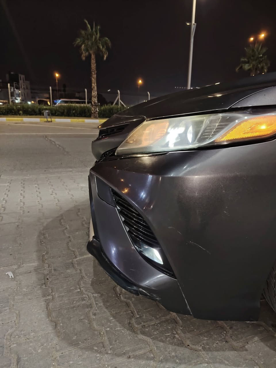 السلام عليكم
كامري للبيع او مراوس حسب القناعه 
2019 اس اي بلاك اديشن اكسيريس سياره ماشيه 98مايل بيه قطعتين صبغ سونار. بالمنشورتخم تاير جديد صدر شاد جديد جاهزه
مواصفتها كشن جلد وكهرباء شفتات بالستيرن شاشه كامره تحكم ستيرن جهتين رادار تحديد مسار رادار مانع انزلاق السعر 165 
*********** واتساب
