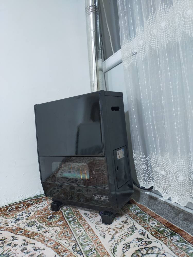 زؤپاى غاز پاك و بئ عه يب به شه رت و زه مان
***********
*********** السليمانية, العراق
