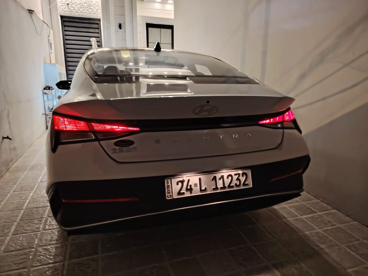 السيارة كلين موديل 2024  وبيها مجال للشراي الرقم للتواصل متواجد واتس اب   ***********
