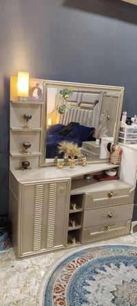 غرفة تركيه • نضيفه • بهرز