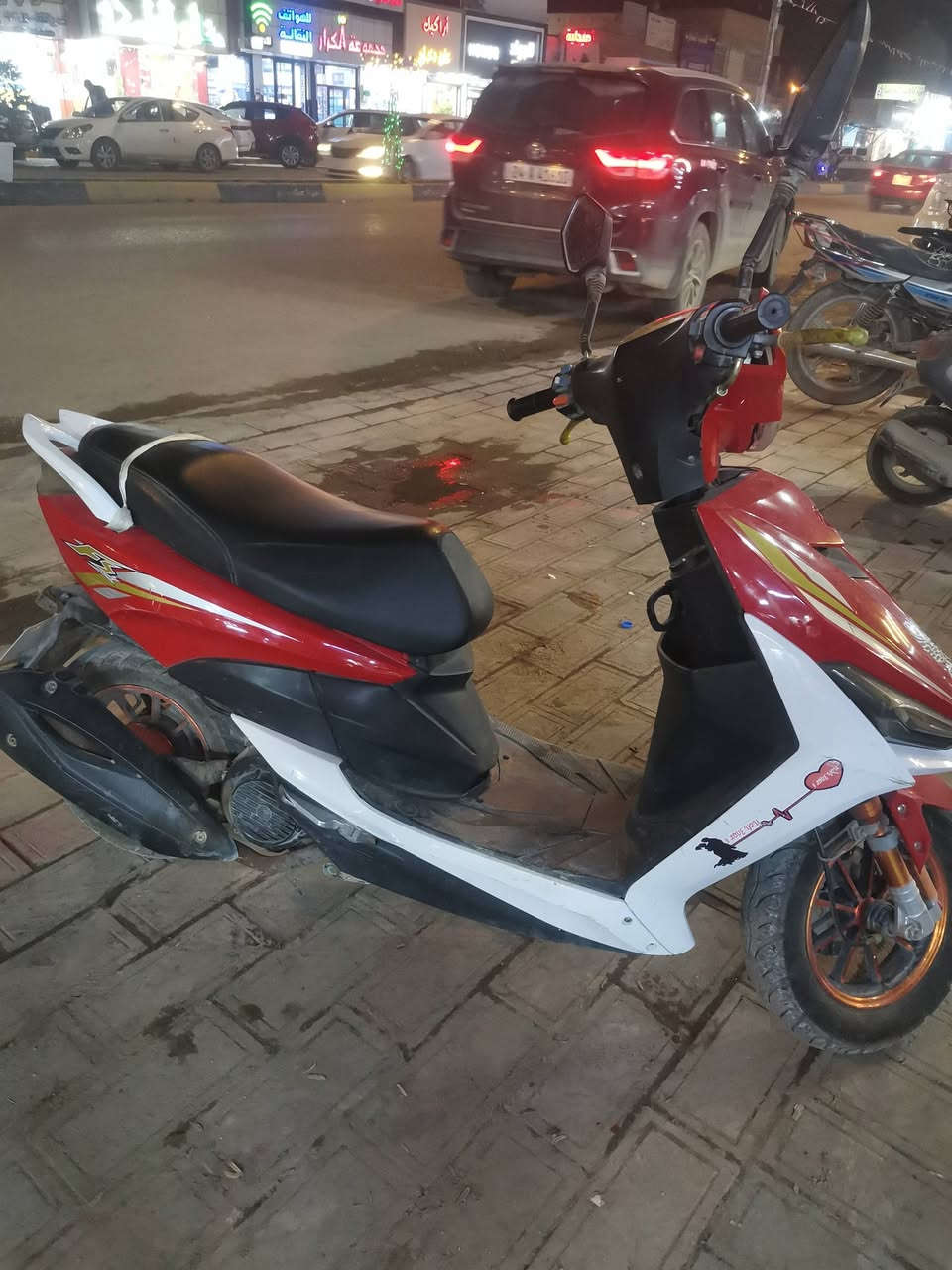 السلام عليكم
دراجه سكنس للببع نظيفه ومرتبه كلشي شغال بيها لانضوح ولا تبخير سرعه ومعدل مكينه ناعمه تجي تفحص وتشوف السعر 300 وبيها مجال قليل كربلاء
*********** واتساب
