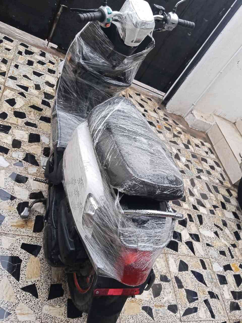 ماكس بوليسي للبيع محرك مجفت جديد كلشي جديد شاده السعر 350
***********
