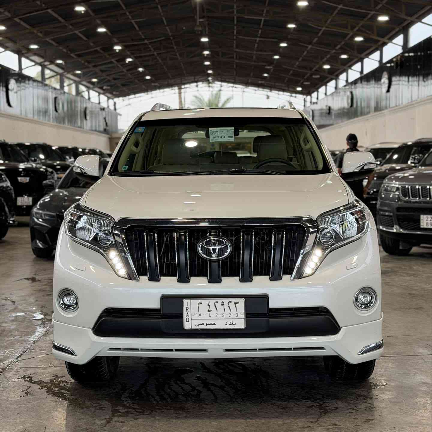 � تويوتا برادو TXL موديل 2017
سيارة نظيفة جداً ومميزة لعشاق البرادو 💎

✔️ مكفولة كفالة عامة
✔️ ماشية فقط 49,000 كم
✔️ فئة TXL تجهيزات كاملة
✔️ محرك قوي واعتمادية تويوتا المعروفة

سيارة استخدام خفيف وحالة ممتازة جاهزة للاستلام 👌

📍 بغداد – الكاظمية – جكوك قرب مرور الكاظمية
🏢 شركة علي الشيباني لتجارة السيارات

📞 للاستفسار والحجز:
***********-***********

�
