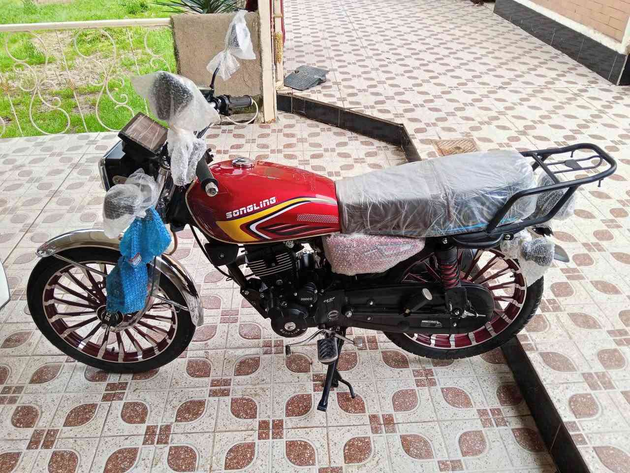 السلام عليكم درجة  للبيع دراجه كفاله عامه موديل 26 كفاله حتى من الشخص مكان ديالى جديده الشط السعر 775 وبيها مجال الطيبين والعزاز  للاستفسار اتصال على***********
