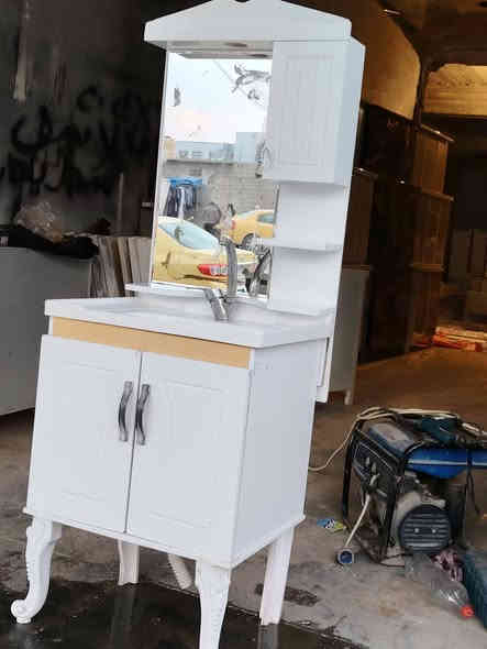 مغسله نظيف للبيع سعر ٧٥
***********
