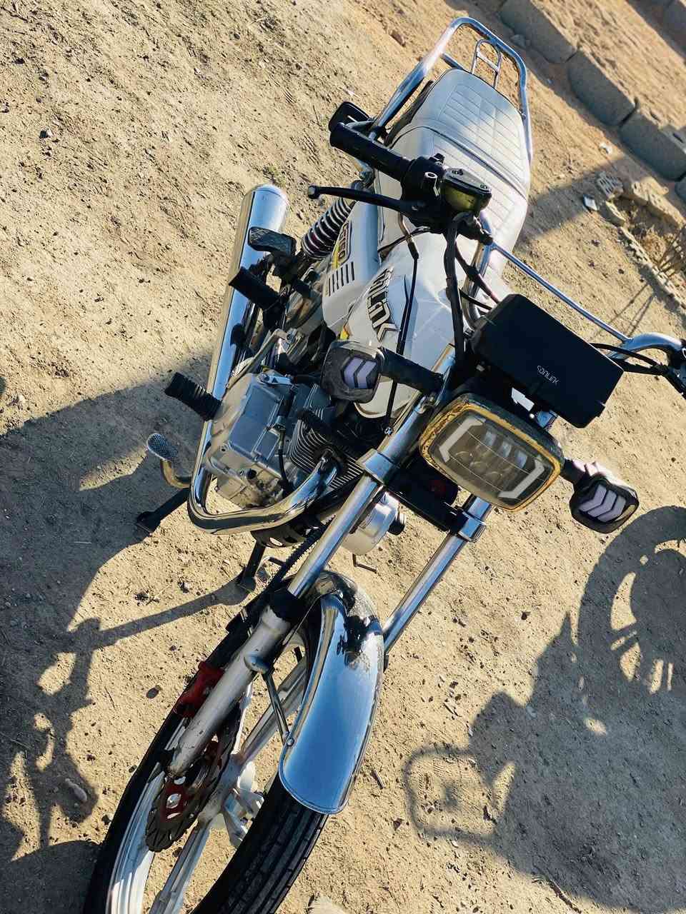 سلام عليكم دراجه محرك 2024 دراجه كامله ما بيها نقص كلها شغاله اوراق موجود مكينه كفاله ما مفتوحه 
عنوان بغداد 

السعر 550 وبيها مجال 

***********
