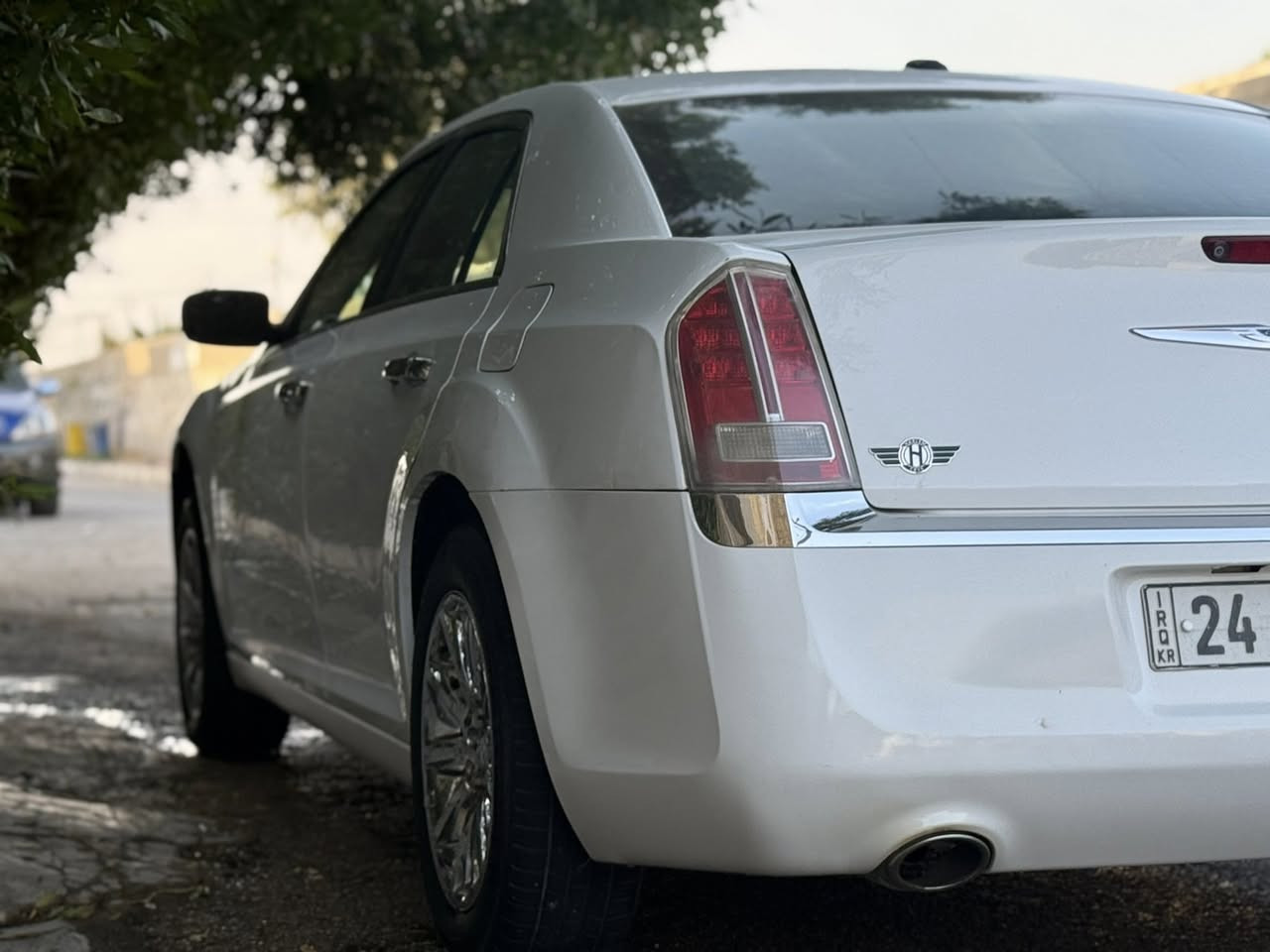 السلام عليكم اوبامه 2012
5مواصفات

رقم شمالي سيارة جاهزه واحلى من الصور بيها 3 قطع تبديل بنيد + جاملغ + باب وبيها 2 مكان بارد السيارة مكينه جديده طبكه كامله عربانه واكسل صدر امامي جديد تخم تاير السيارة ماتصرف عليها الف العنوان واسط / الكوت

رقم الهاتف /***********
