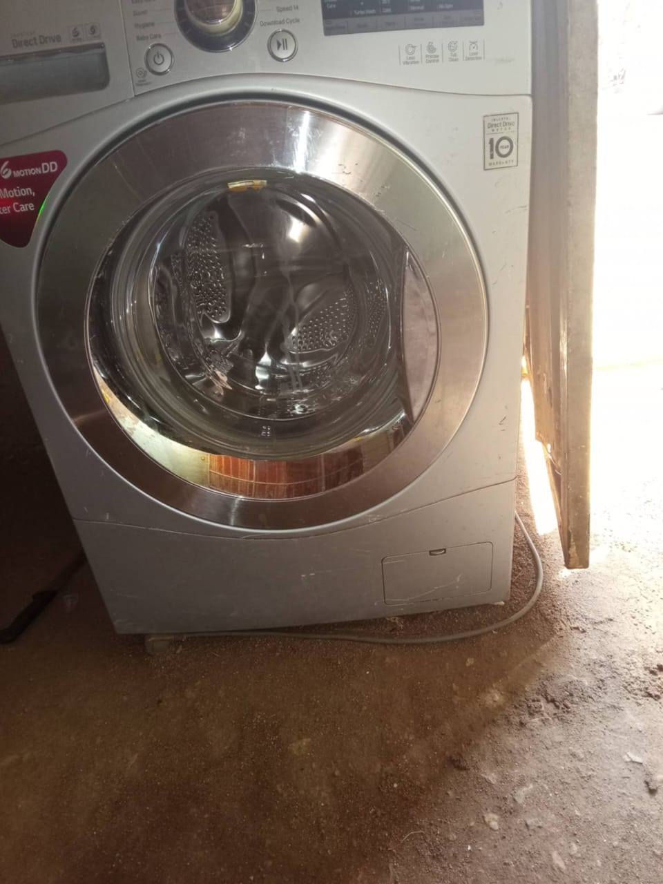 غسالة ال جي فل اتوماتيك
10 كيلو شغالة فل
مطلوب 700
الفاو


**إذا كنت صاحب هذا الإعلان وتريد حذفه لأي سبب، رجاءا أرسل رسالة إلى الدعم الفني**