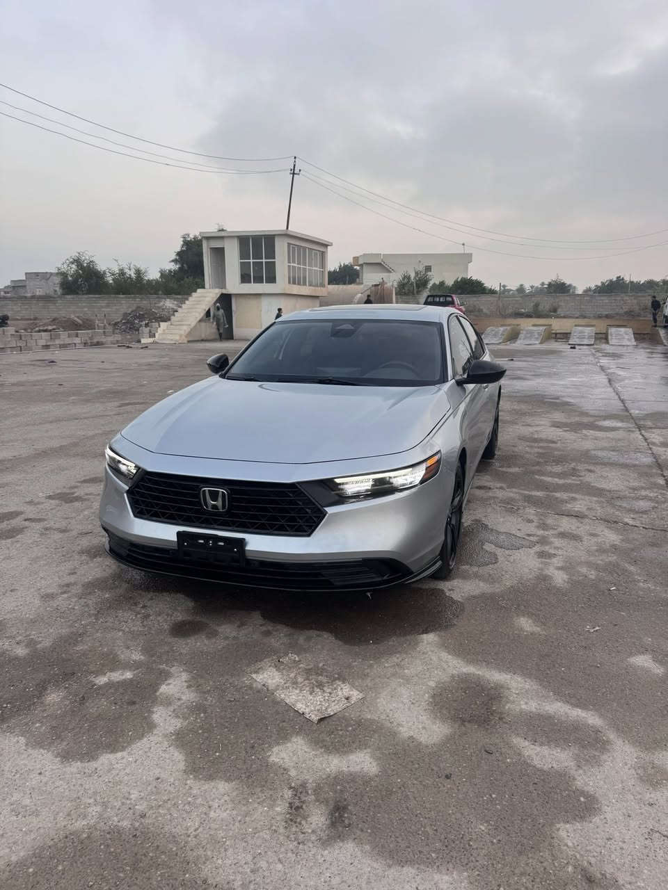 أكورد هايبرد سبورت L موديل 24 ماشيه  27 فتحه بصمه داخل جلد صبغ قطعتين وبيها باب صبغ أكلير من امريكا تصليح درجه اوله حادث جانبي الحادث في المنشور السعر امصلح وجاهز 185 السعر مناسب جدا  رقم بغداد  الدولي     هوندا اكورد

فئة -Sport (L).                       ملاحظة عدد البصمات 2اجه. 
                                                 يعني زوج ￼ بصمات تأخذ وياسياره ) حادث بل منشور.                                                 
                                        عدد أرضيات 8 قطع       
موديل 2024   هايبرد                

بعدهااا جديده 

فول مواصفات 
•كشنات جلد تدفئة

•ذاكرة تخزين 
• مكينة 2000 هايبرد تنفس طبيعي
• شاشة كبيرة
• ⁠سستم سماعات 
•فتحه سلايد

• كاميرا خلفية 3 انظمة
• كراسي كهرباء 
• رادار امامي
• محدد مسار 
• تصحيح مسار
• شفتات بالستيرن
• مثبت سرعة
• دخول ذكي 
••
• عداد ديجيتال
•
• أوامر صوتية

مكاني سامراء 
السعر  185 بيها مجل حك الجيه 

***********
