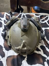 خوذه قياس لارج الخوذه مستعمله شي قليل   السماعات جدد لوك   فلاش طياره ...