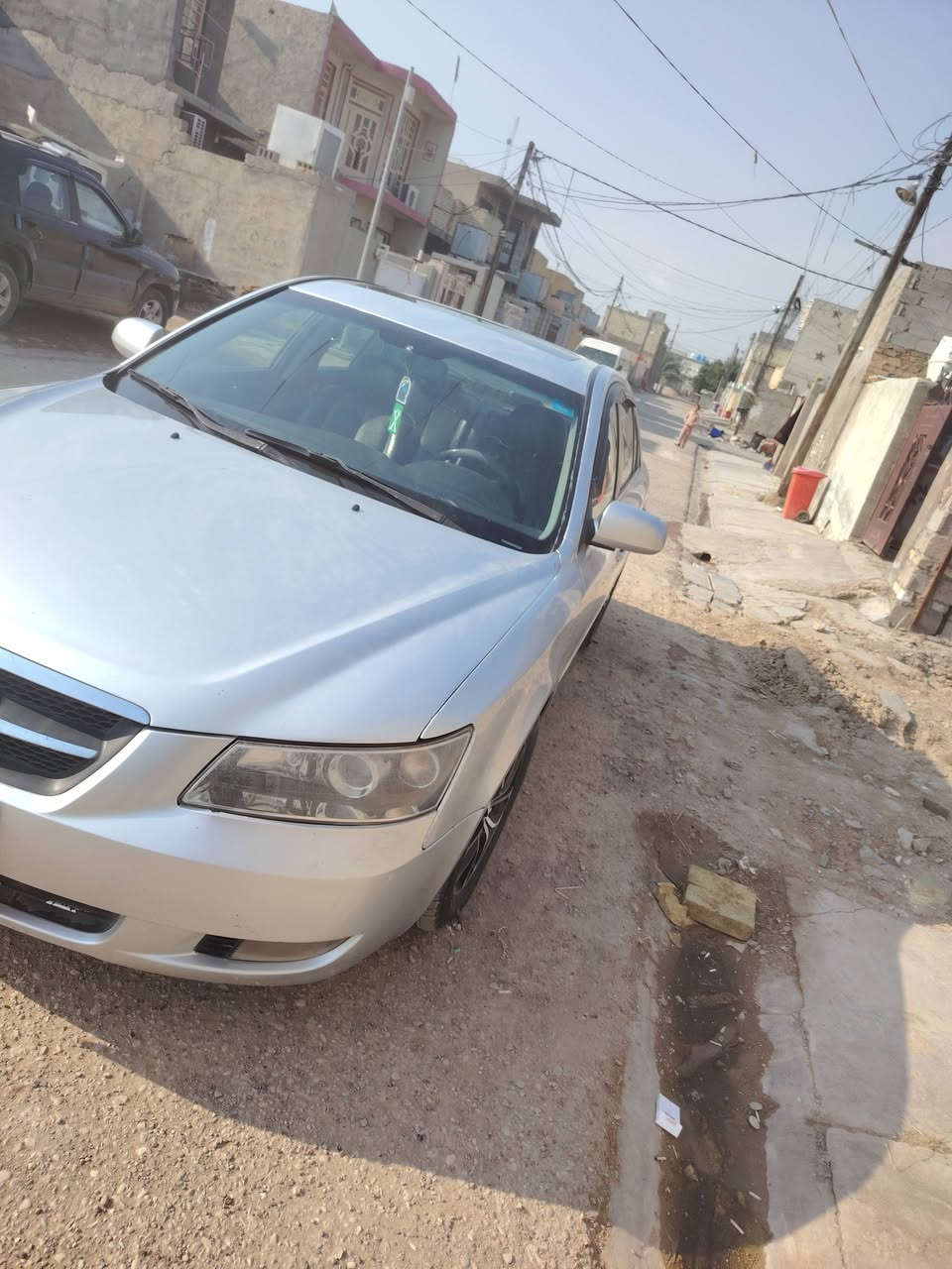 سلام عليكم للبيع سوناتا موديل 2007
مكينه 3300 سياره مصبوغه عام جماليه بيهه بس ضربه
جاملغ الامامي صفحه السايق سياره حلوه وجاهزه من كلشي رقم بغداد مكان ديالئ خان بني سعد اتصال عل رقم ***********
