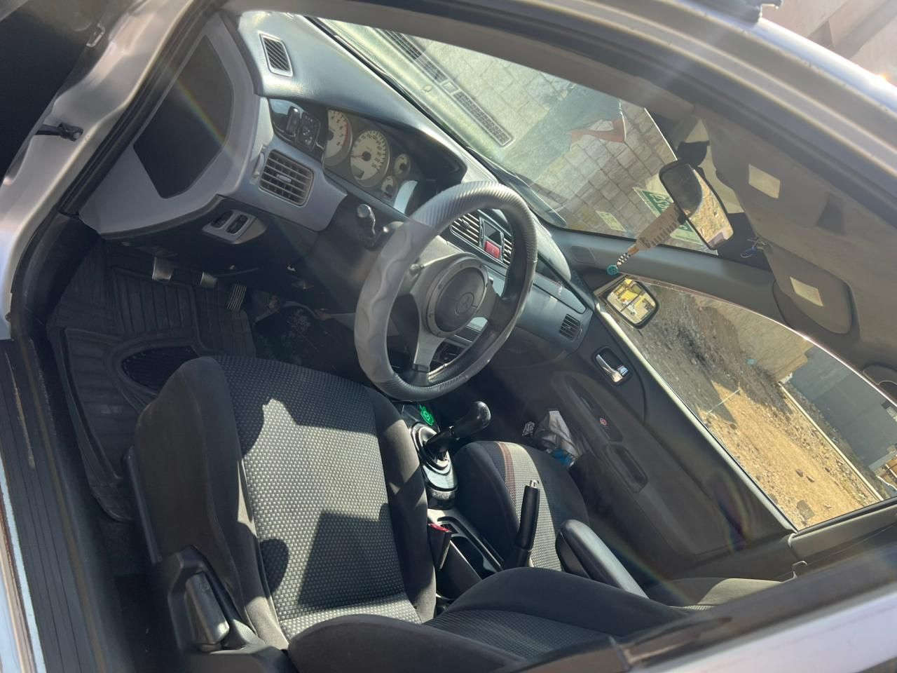 سلام عليكم ميتسوبيشي لانسر موديل 2004 تبريد فول تتفه نارر 
كير عادي
محرك 2000 بشرط
كير بشرط
سنويه جديد ينتهي 2027
كاربون بانزين موجود
شرط تحويل من الشرعي
بدون ضررر بدون صبغ
السعر 60 بيها مجال شي قليل
***********
***********
