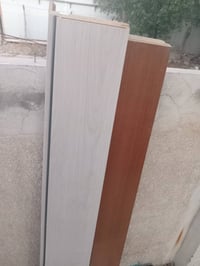ألواح خشب • ٢م×٣٠سم • ألوان مختلفة