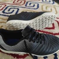 مقاس 40/41 • توصيل • ملابس