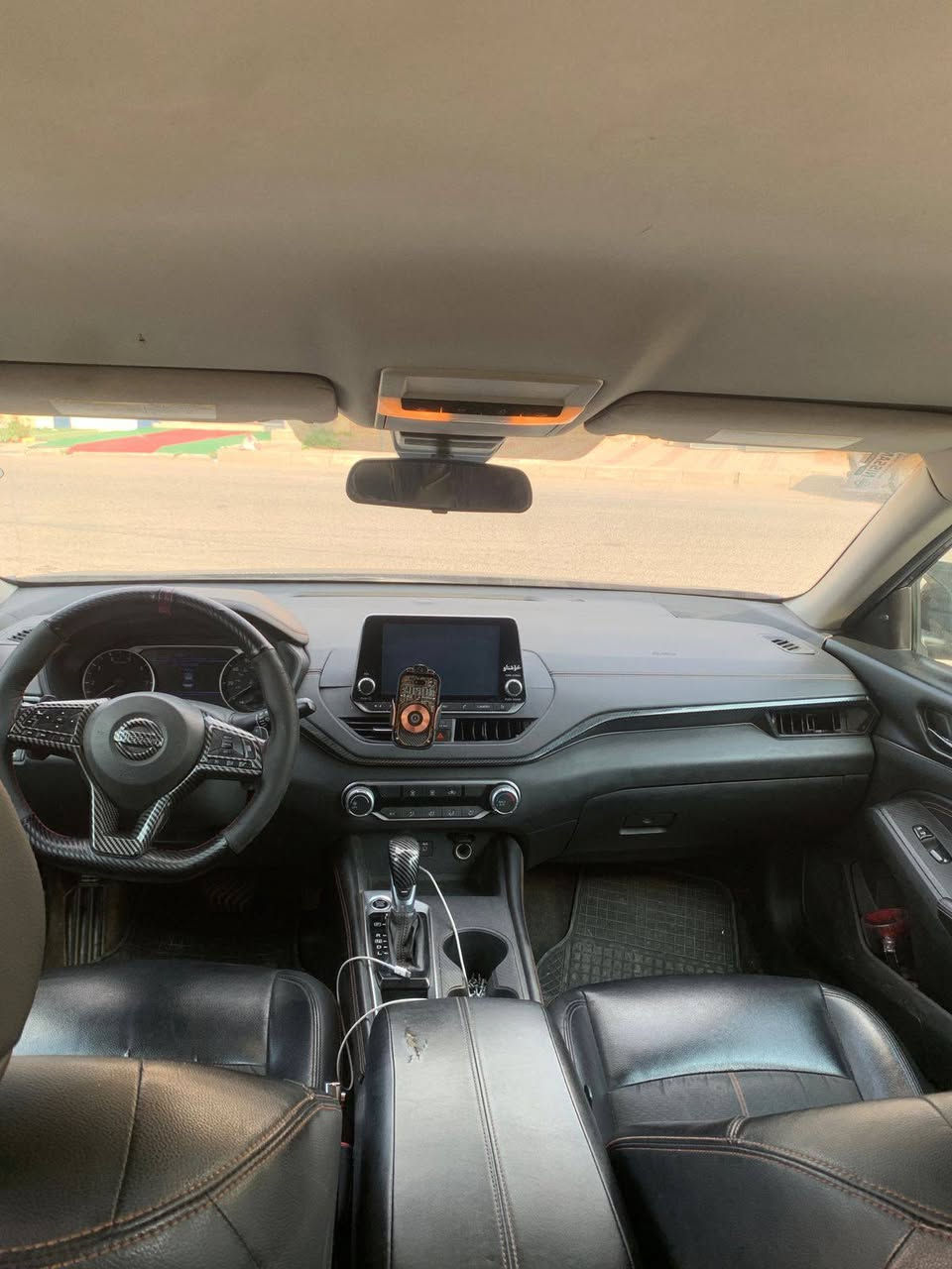 نیسان ئەڵتیما 2020 
م/ SR فوول بێ سلایت 
مەکینە V4 کەپــــــس 
ڕەقەم و سەنەوی نوێ 
ڕۆیشتن / 160 هەزار کم 
تەنها بۆنیت سبوغ ، ۳ تەعدیل 
بێ ناوگرتن ، بێ ئێڕباگ 
تێبینی / ١٦ وەرەقە غەڕامە لەسەرە
***********
نــــــرخ  132 $نيسان ألتيما 
م/ س ر كامل بدون انزلاق 
أغطية محرك V4 
لوحة ترخيص جديدة وإطار جديد 
القيادة / 160 ألف كيلومتر 
غطاء من خشب التنوب فقط، 3 مستويات ضبط 
بدون اسم، بدون وسائد هوائية 
ملاحظة / 16 ورقة جيدة
***********
السعر 132 دولارًا أربيل, العراق
