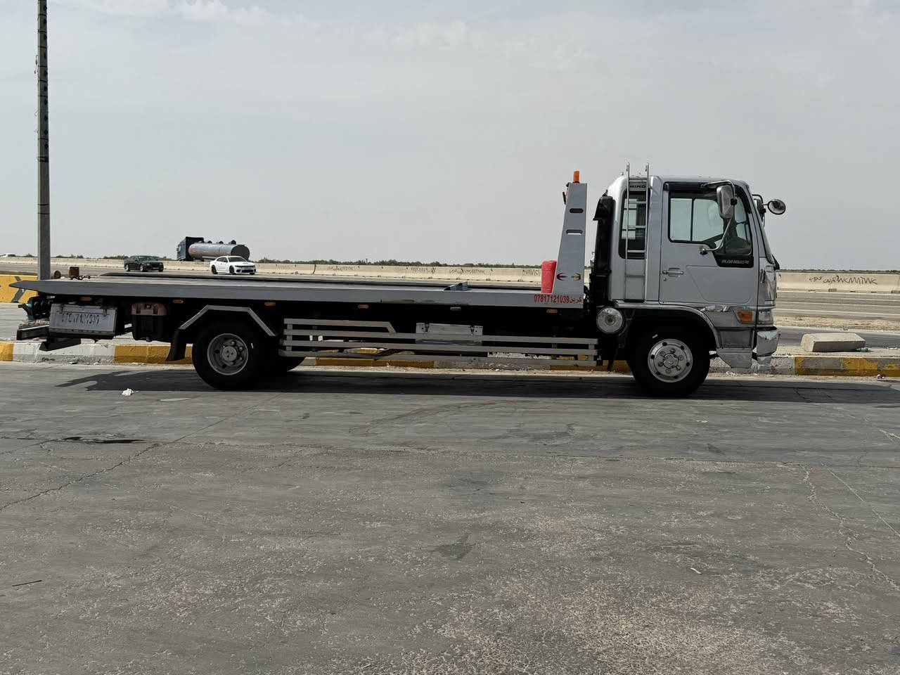 ستفسار ***********
سلام عليكم سياره للبيع كرين سطحه موديل ٩٧ اصل مامعلايه بسمي بسنويه كرين سطحه مسجله تخم تاير جديد
