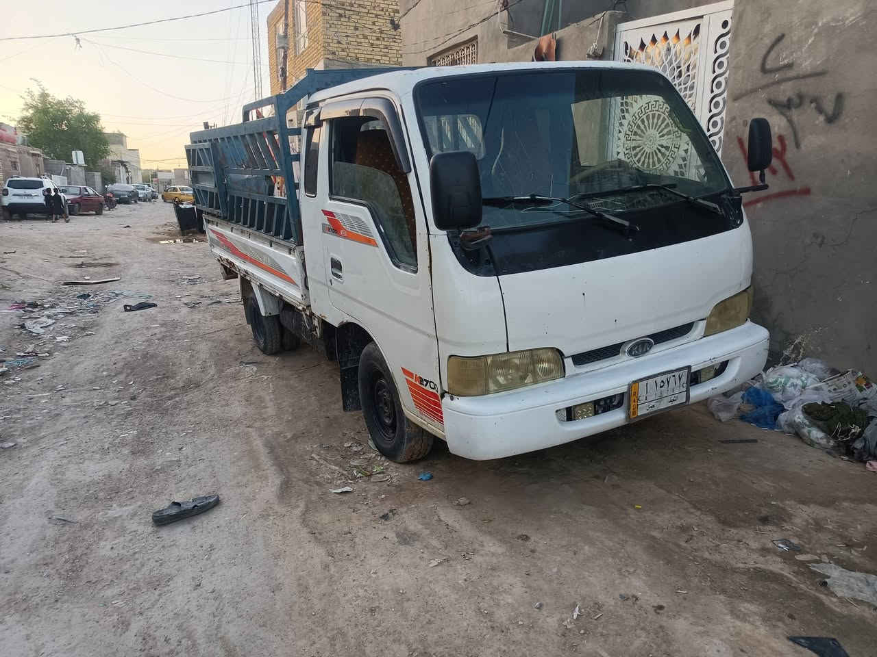 سلام عليكم كيه موديل 97تحويل مباشر مكاني نجف السعر 48وبيه مجال رقم نجف تحويل مباشر  كير ومكينة وشاصي ورقم شاصي كفاله سنويه جديده ***********
