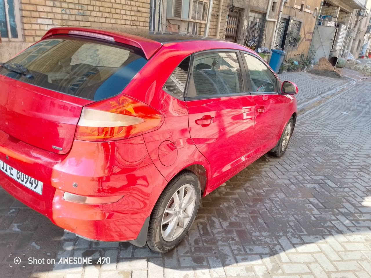 السلام عليكم
شيري فلاوين موديل 2013 
سيارة لا ضربة و لا صبغ و لا تبديل 
فقط الهلالات الخلفية معمره

مكينة و كير مقفولات صار يومين من شادهن

تبريد تدفئة شغالة 
حدادية صدر جديدة. تخم تاير 
كهربائيات كلها شغالة 

السعر 35 ورقة العنون: بغداد. مدينة الصدر. قطاع 4
الهاتف: ***********
