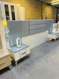 غرفة نوم • أثاث