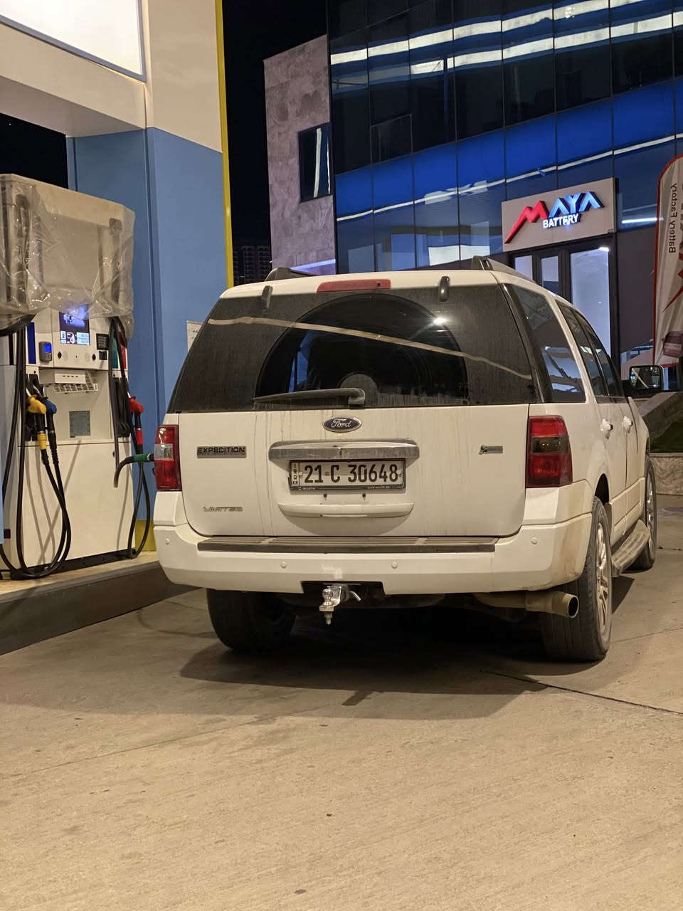 فۆڕدی ئیکسپدیشن سفری شەریکەی نیڤا مۆدێل ـ ٢٠١٤ 
مەکینەV8-حجم ٥٤٠٠
دەبڵ ئەکسل٤x٤
سێ ڕیز کوشن - کوشن کارەبای-تەعدیل سورعە-تەبرید مەرکەزی
گێڕ و مەکینە و دەبڵ ئەکسل بەشەرت مەکینەی نەکراوەتەوە
ڕەقەم و سەنەوی تازەیە و بە ناوی خۆمانەوەیە تا ٢٠٢٧
بۆنید و نیو چەمەلغی لای سایەق بۆیاخە 
٢١٨٠٠٠ ڕۆشتووە
سایارەکە هی مەعرەز نییە و ماڵی خۆمە
سعری ١٧٠ وەرەقە و مەجال
***********
