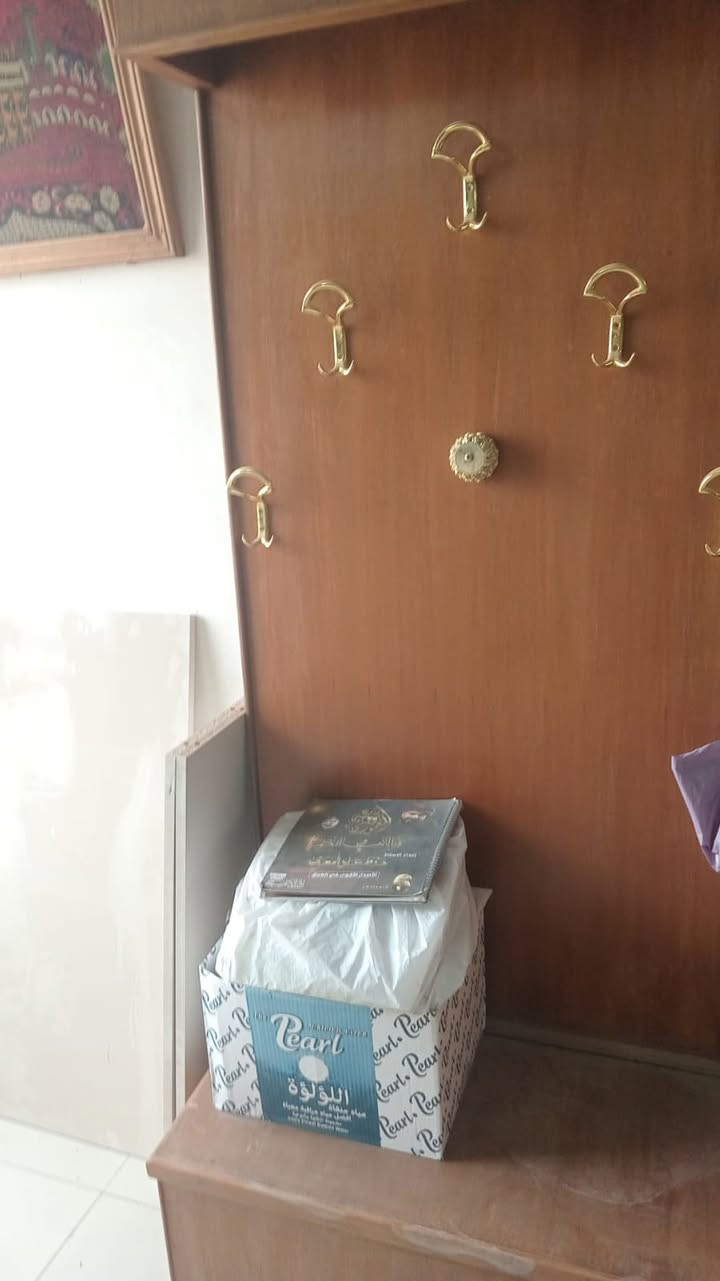 غرفه توصا
جربايه وكومديات وزاويه سعر 350 وبيها مجال


**إذا كنت صاحب هذا الإعلان وتريد حذفه لأي سبب، رجاءا أرسل رسالة إلى الدعم الفني**