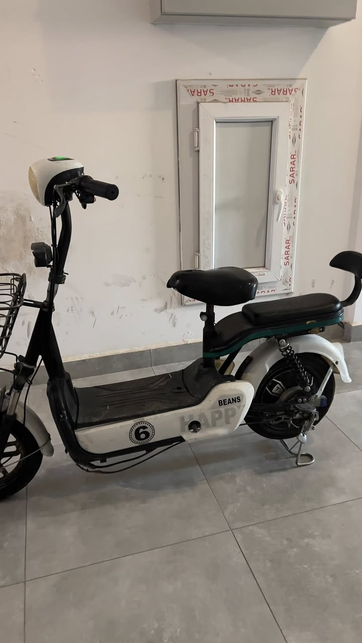 سلام عليكم
باسكل شحن للبيع 
٤ باتريات جديد بصمه + جهاز انذار سرقه + قفل تايران 
مكاني دهوك 
السعر ٢٥٠ الف 
*********** متوفر واتساب
