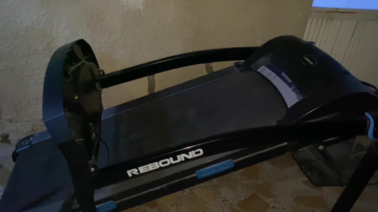 جهاز جري ما اعرف شنو العطلان بي مايشتغل حطله سعره وخضه للتواصل ***********