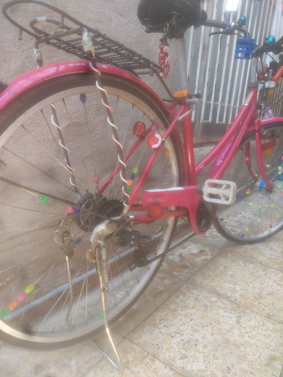 سلام عليكم   الحجم ٢٧. باله نضيف كير حساس. سعر ١٢٠.  مكاني البياع. ***********.   ليريده بخدمته
