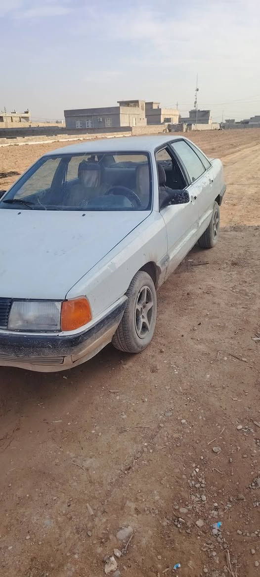 السلام عليكم ورحمة الله وبركاته للبيع نقد ترهم وقصط ترهم وعده ترهم النقد 15وبيه مجال للاستفسار *********** ***********
