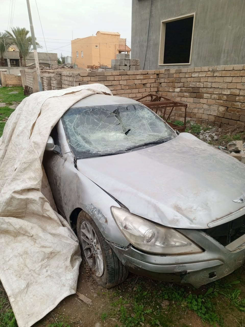 جنسسز موديل 2008 مكصوص
حادث كما موضح بالصوره 
محرك V6شرط نضيف وجديد
گير6
,السعر 18 الاتصال على الرقم التالي 
***********
