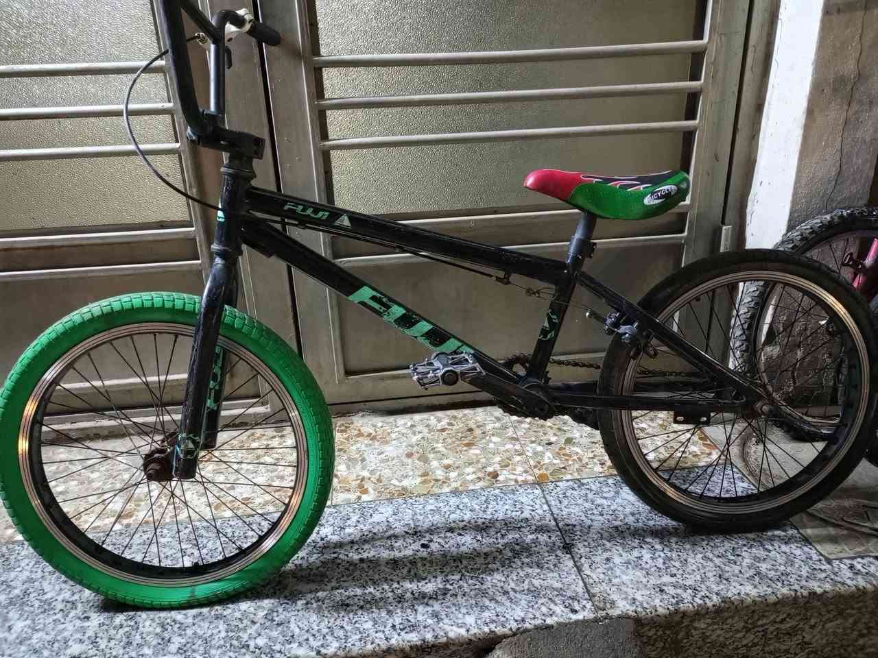 باسكلات البيع بغداد حي القاهره.  ***********
