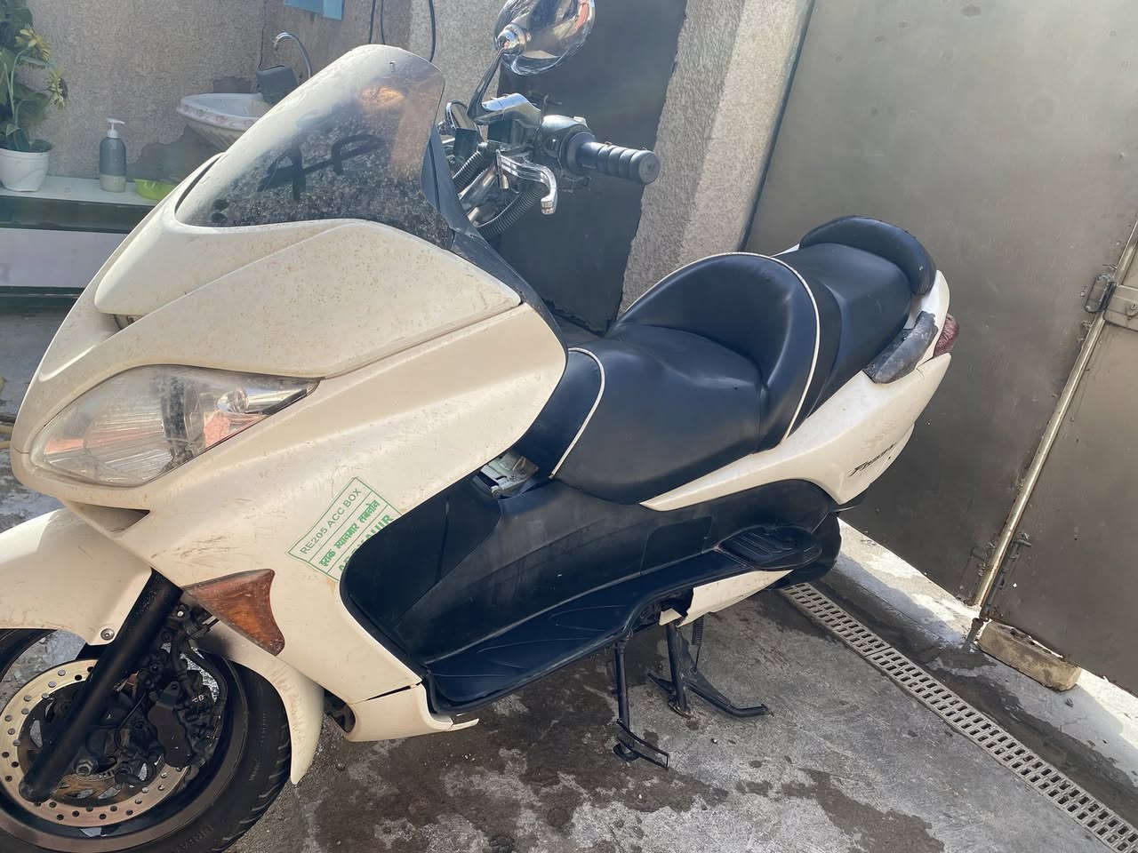 السلام عليكم فورزه08للبيع السعر 700
تفاصيل ***********
