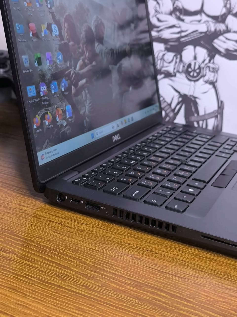 لابتوب Dell Latitude 5401
⚜️ المواصفات:
⚜️ المعالج: Core i5 — الجيل التاسع — فئة H
⚜️ الرام: 8 كيكا
⚜️ الهارد: 512 كيكا SSD
⚜️ حجم الشاشة: 14″
⚜️ كرت شاشة خارجي: Nvidia — 2 كيكا
🎁 الهدايا والملحقات:
• حقيبة لابتوب
• شاحن لابتوب
• ماوس
• ماوس باد
• تغليف احترافي (داخل كرتونة)
🛡️ الضمان والخدمات:
• فحص اللابتوب و مقارنة المواصفات و النضافة قبل الاستلام عند المندوب.
• ضمان أسبوع كامل بعد الاستلام.
• تنصيب ويندوز حسب الطلب مع جميع البرامج الأساسية و Office مثبتة.
🚚 التوصيل: التوصيل متوفر إلى جميع محافظات العراق
📞 للحجز أو الاستفسار (متوفر واتساب): ***********
📌 موقّعنا : بغداد الامين الثانية
💰 السعر: 400,000 دينار عراقي
