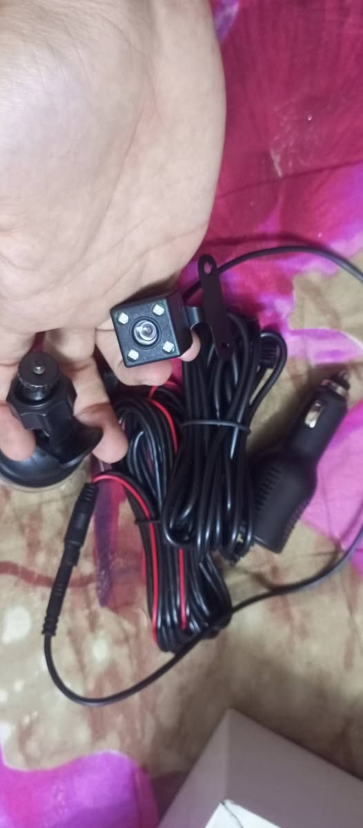 داش كام مثل ما مبين بالصورة اطيني بي سعر وبالعافيه عليك جديد ما مستعمل ((***********)) عندي توصيل
