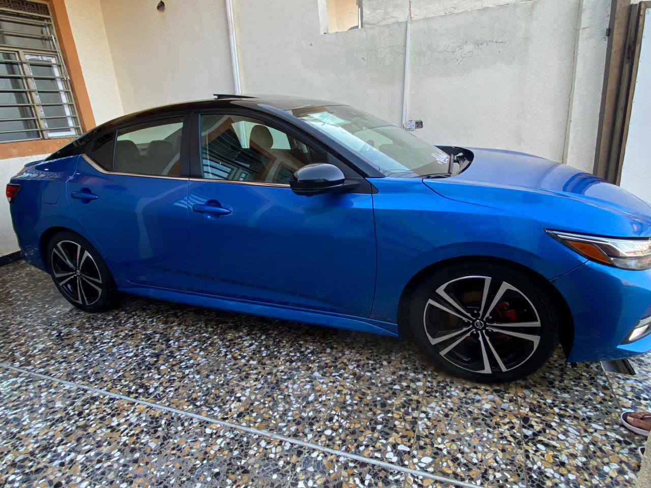 سنترا موديل ٢٠٢٢ فول  SR تو كلر تحويل مباشر مكانه بغداد 
***********
