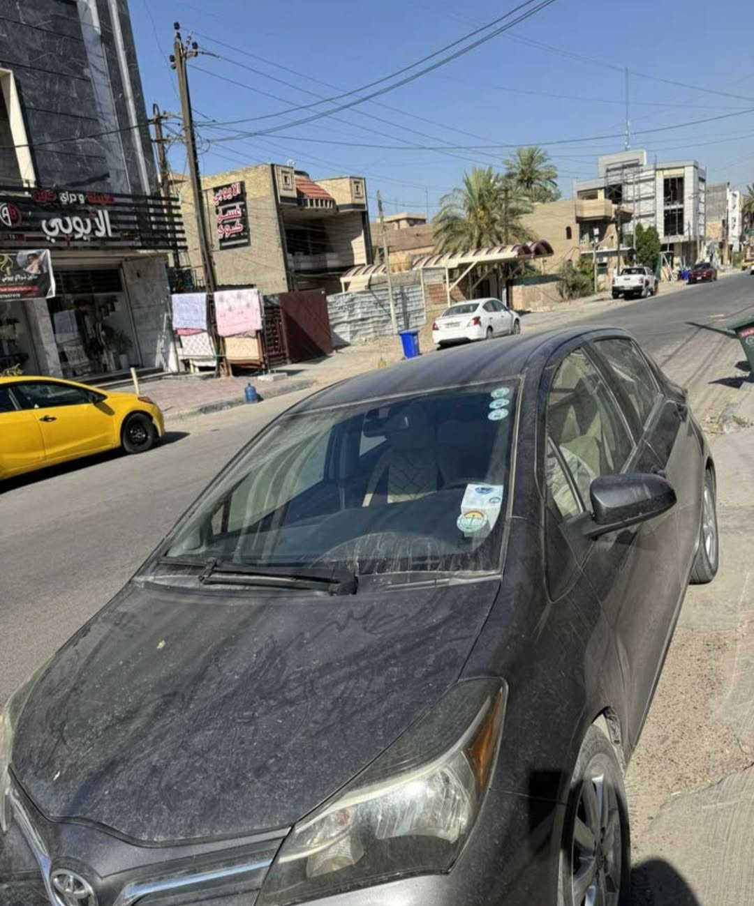 .تويوتا يارس LE مويل 2016 (هاتشباك)
المحرك :- 1.5لتر ,4 سلندر, اوتوماتيك 
المسافة المقطوعة :- 66الف ميل 
اللون :- رمادي 
الداخل :- 5 راكب 
حالة السيارة :- قطعتين (الجاملغ الامامي والبنيد)(موضح رقم الشاصي وتقرير الفحص)
الضمان :- المحرك والكير شرط الفحص 
اللوحة :- اربيل 
السعر 10500
المكان 
صلاح الدين - تكريت 
للتواصل والاستفسار 
***********
غير متواجد على الفيس بك (مكلف بالنشر)
