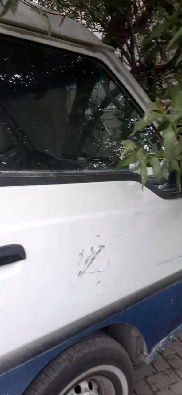 السلام عليكم
كيه هونداي باص للبيع مكينه بانزين ميسيبوشي السعر١٥المكان بغداد 
الرقم ***********
