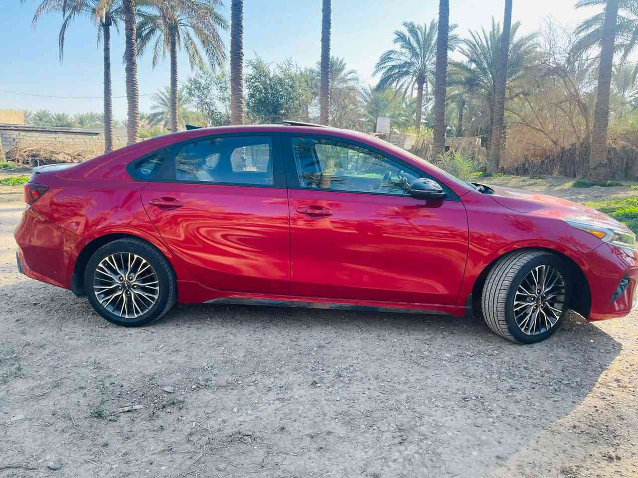 السلام عليكم للبيع كيا فورتي 2023 جي تي لاين فول مواصفات رقم بغداد بسمي سيارة جديدة حادث فقط دعامية أمامية بدون أي داخل مكاني بغداد السعر 160 ورقة وبيهة مجال قليل ***********
